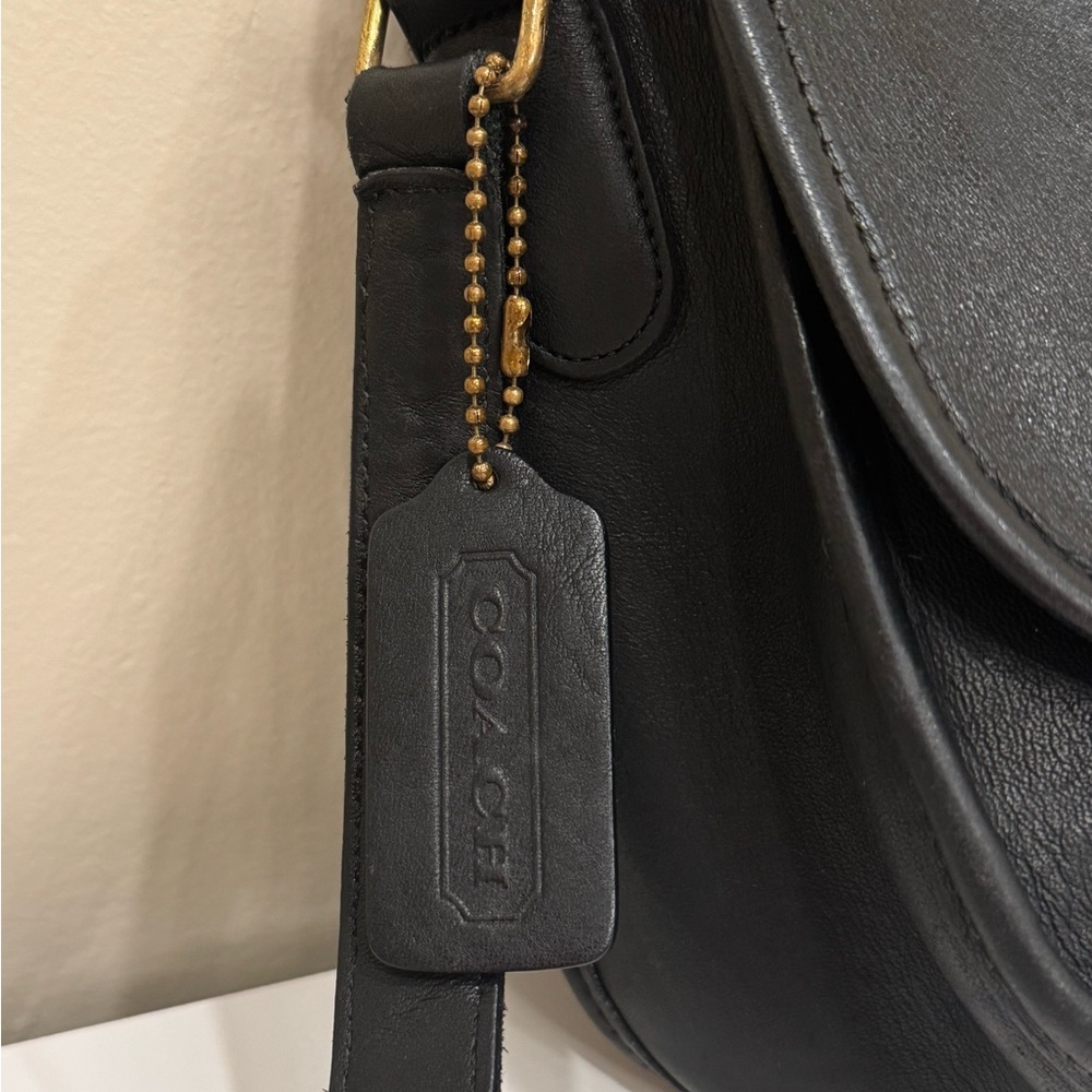 90s Vintage Coach City Bag Crossbody – Black Leather (Style 0064 203) - Picture 5 of 16